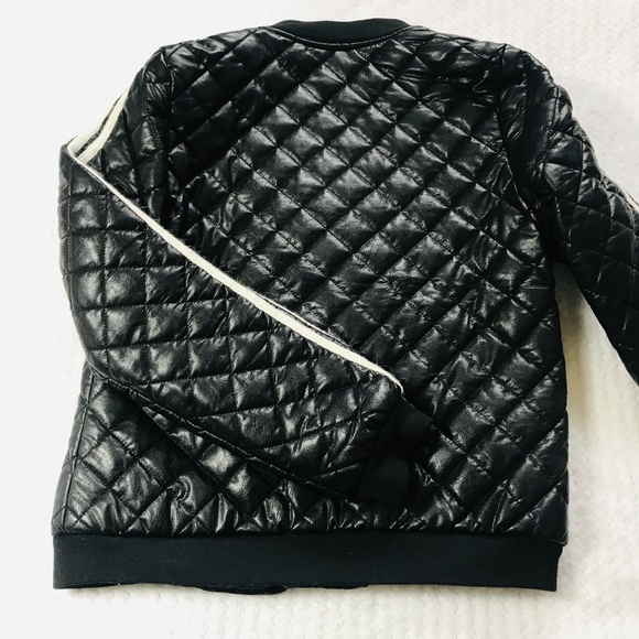 Vegan leather stripes quilted jacket - Picture 6 of 6